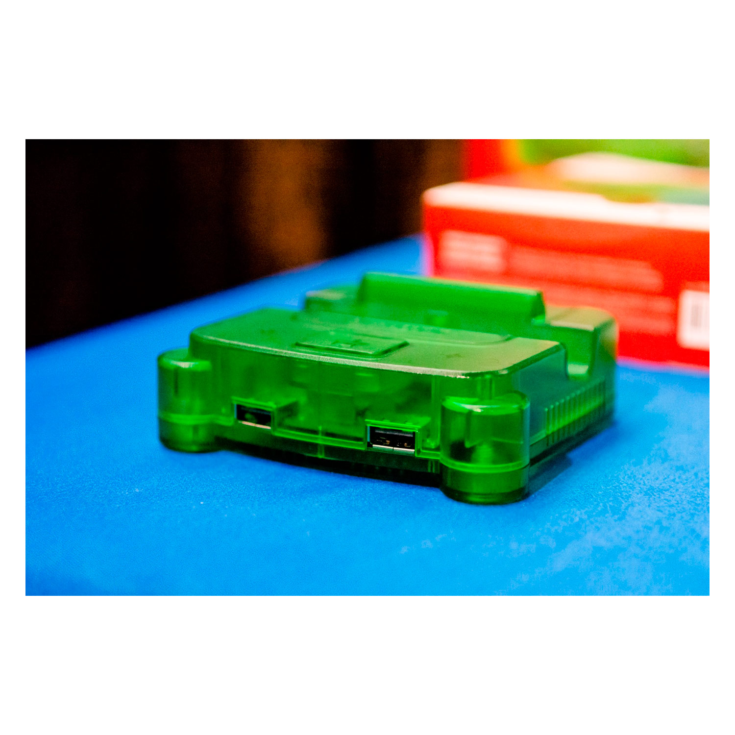 Dock de Carregamento Hyperkin RetroN S64 para Nintendo Switch Switch - Verde